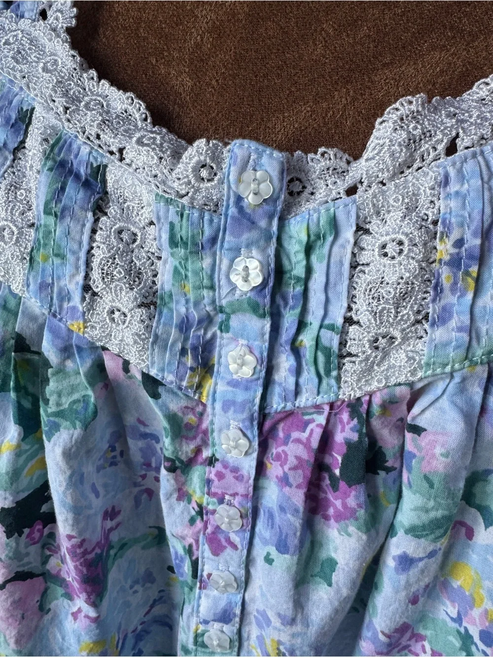 Eileen West Floral Cotton Traditional Nightgown Pintuck Lace Trim Cottagecore S